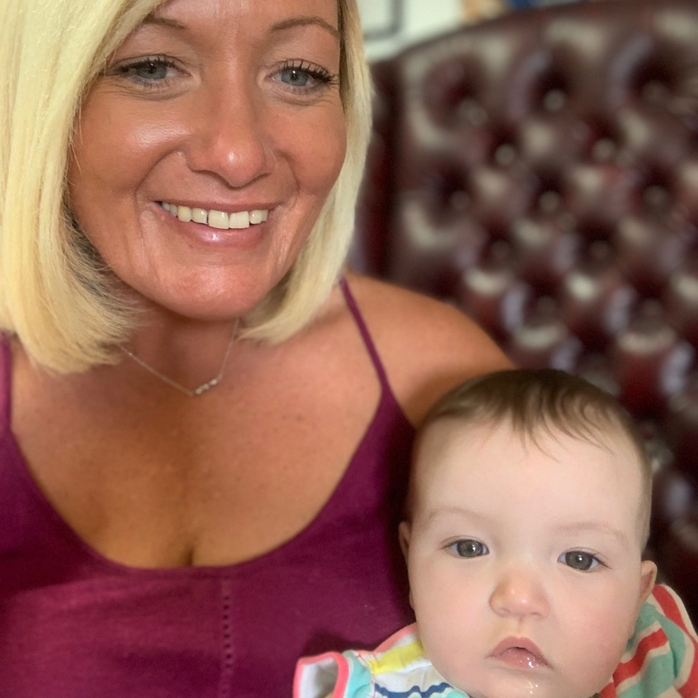 Meet your Posher, Nicole - Picture 8 of 8